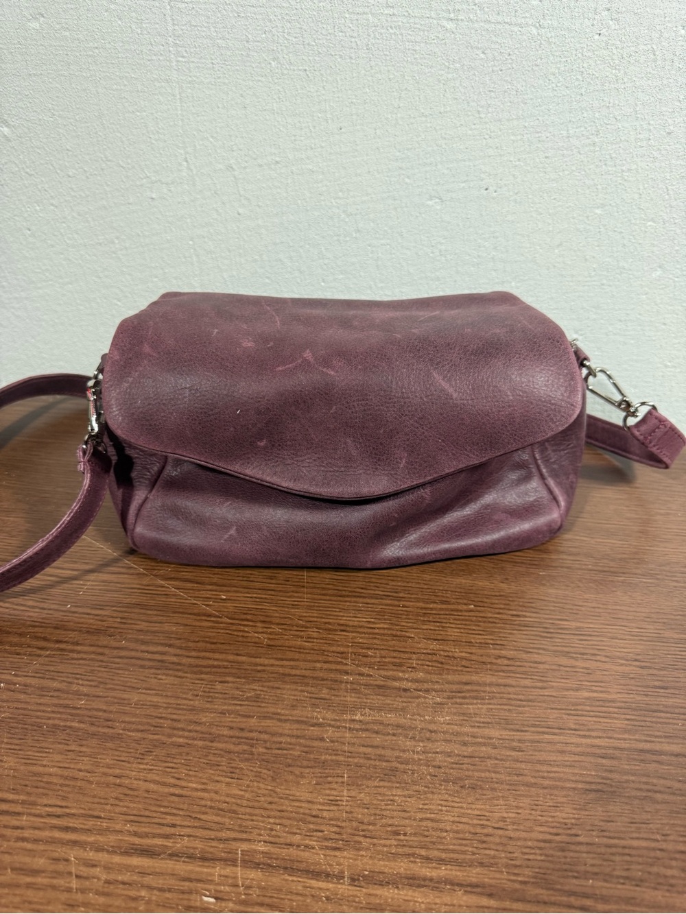 Yuri Distressed Leather Bag